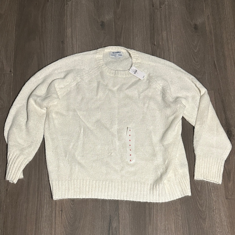 Old Navy White Knit Sweater